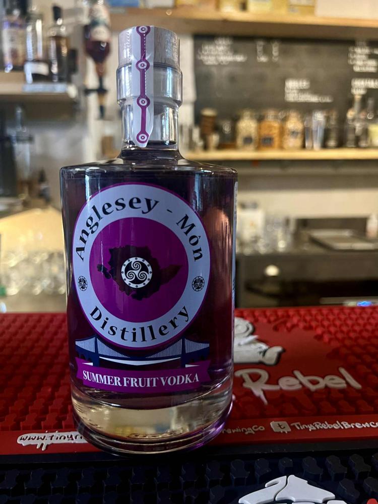 Anglesey Mon, Summer Fruit Vodka